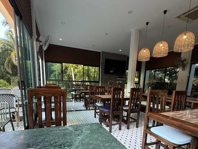 Avocado cafe Phuket